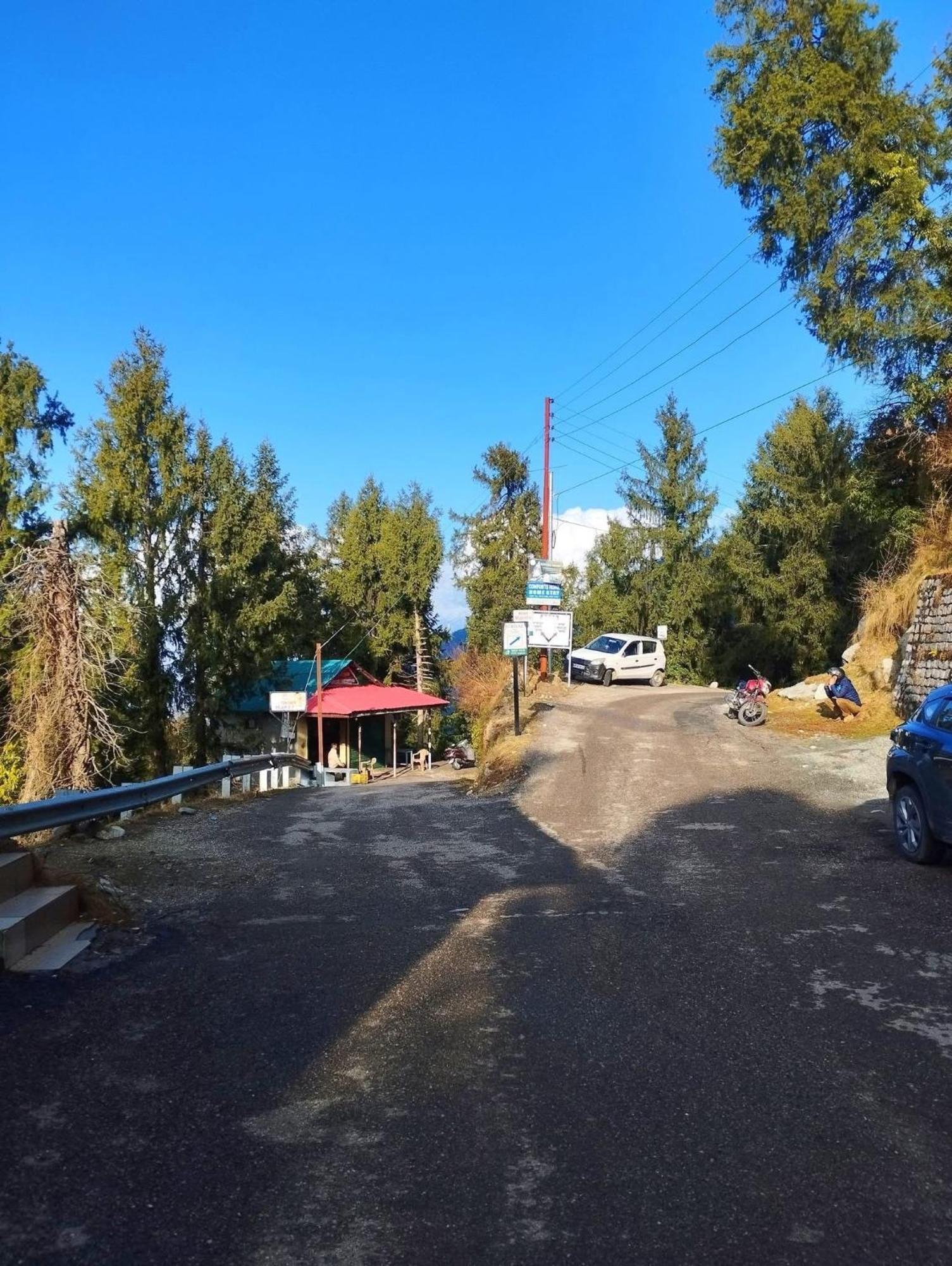Aditya Homestay Dalhousie Eksteriør bilde