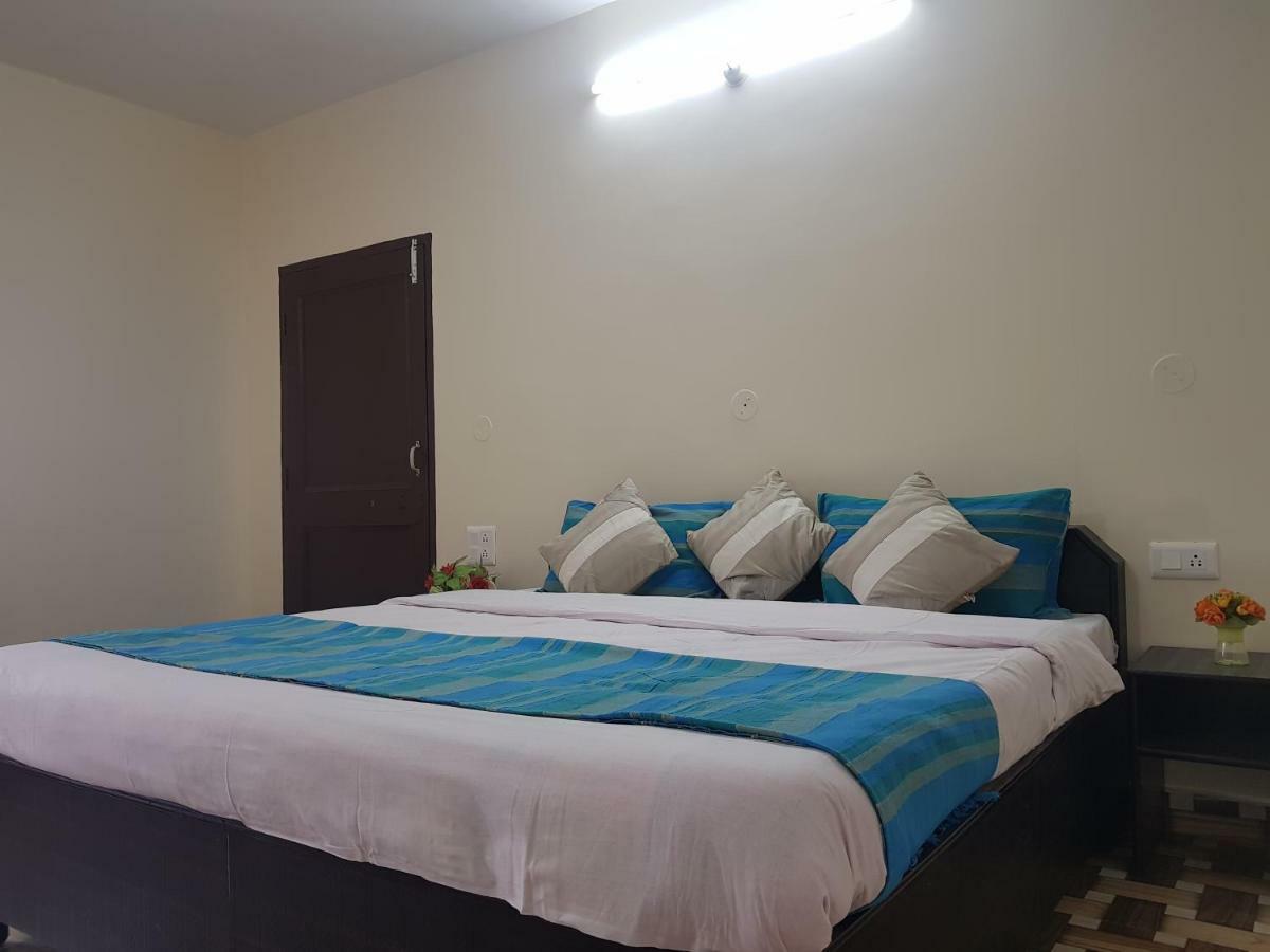 Aditya Homestay Dalhousie Eksteriør bilde