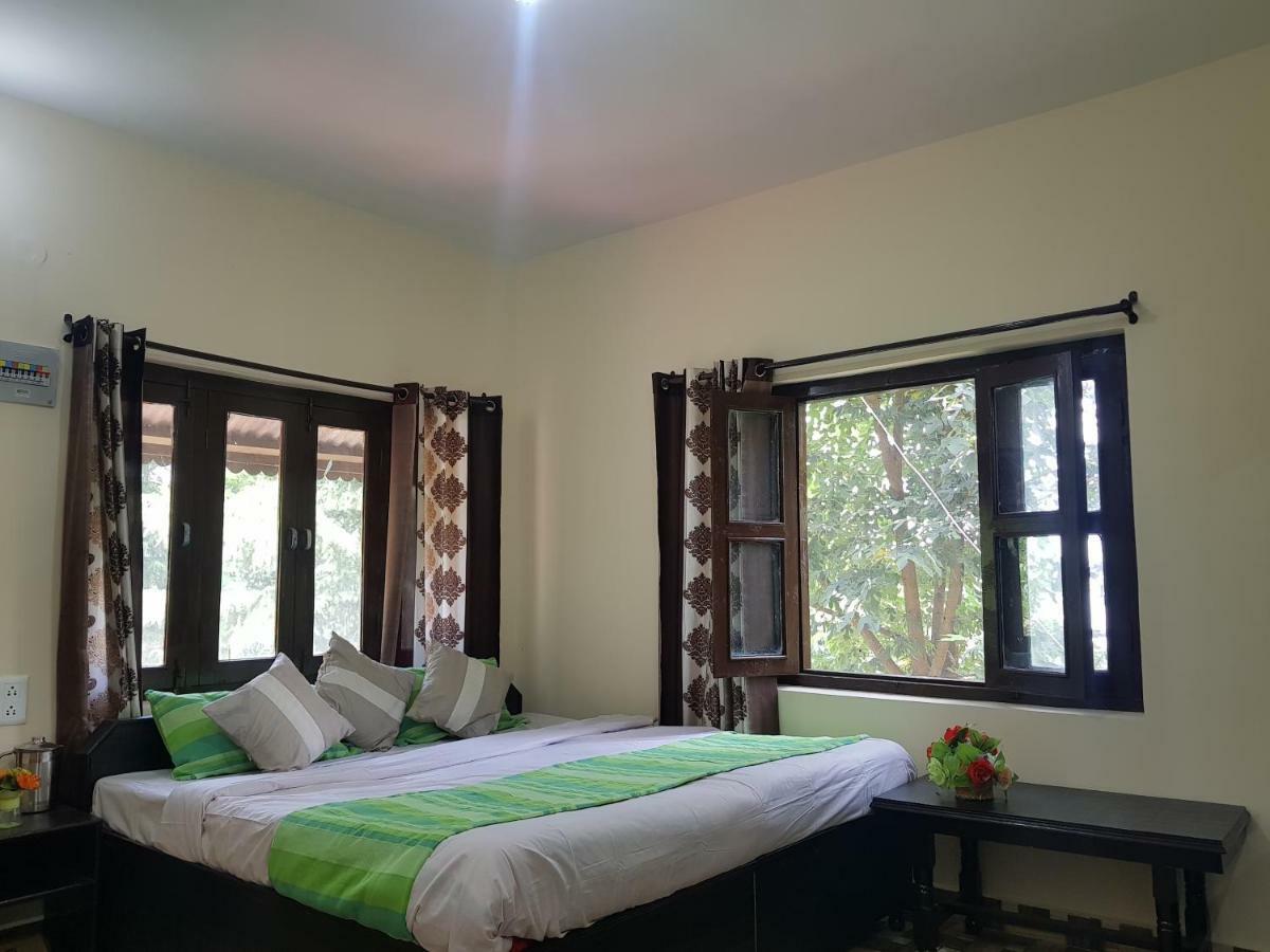 Aditya Homestay Dalhousie Eksteriør bilde